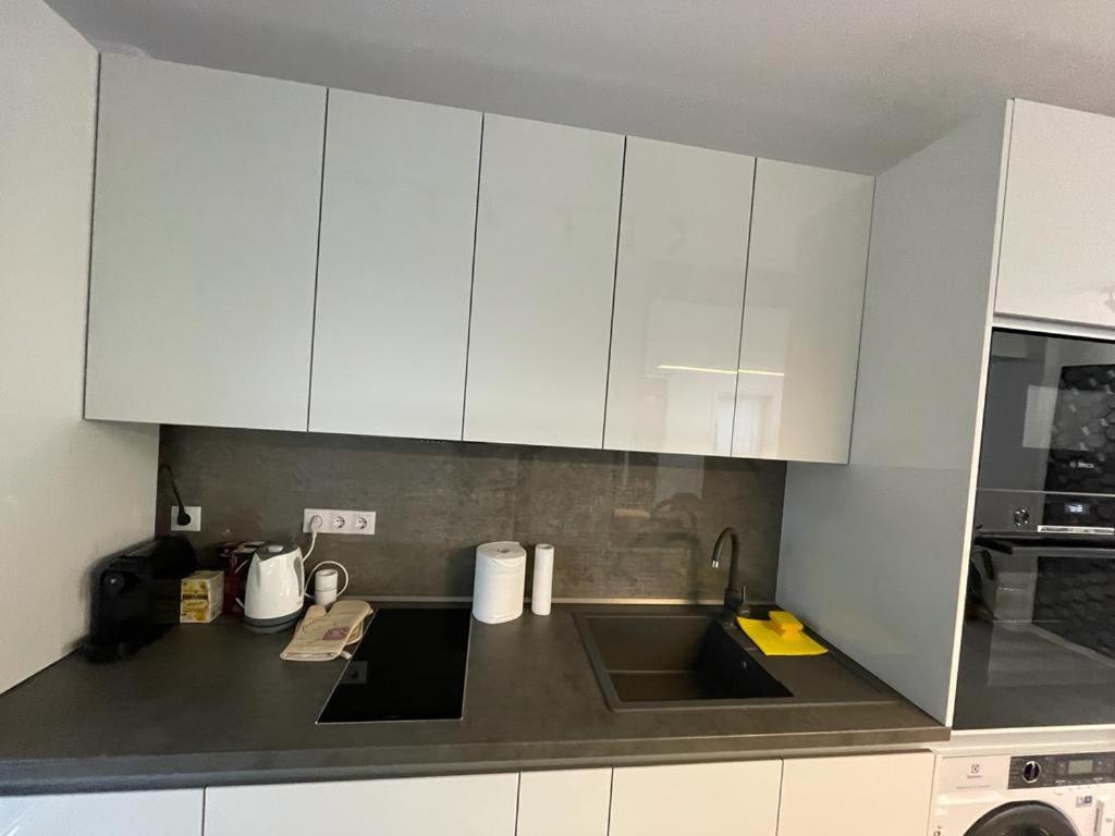 Adina Apartament Гура-Гуморулуй Экстерьер фото